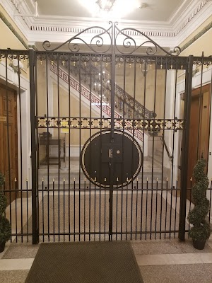 Tennis & Racquet Club